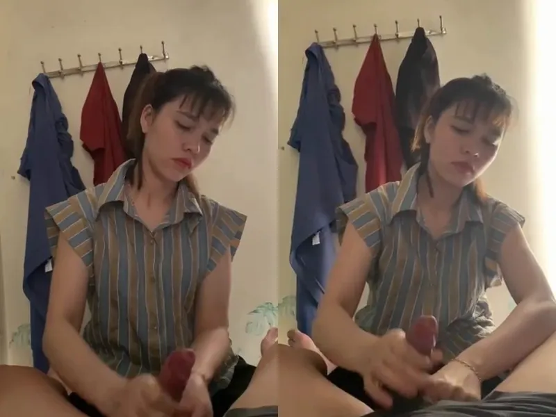 Anh trai đi vắng, ép vợ của anh trai sục thằng nhỏ xuất tinh